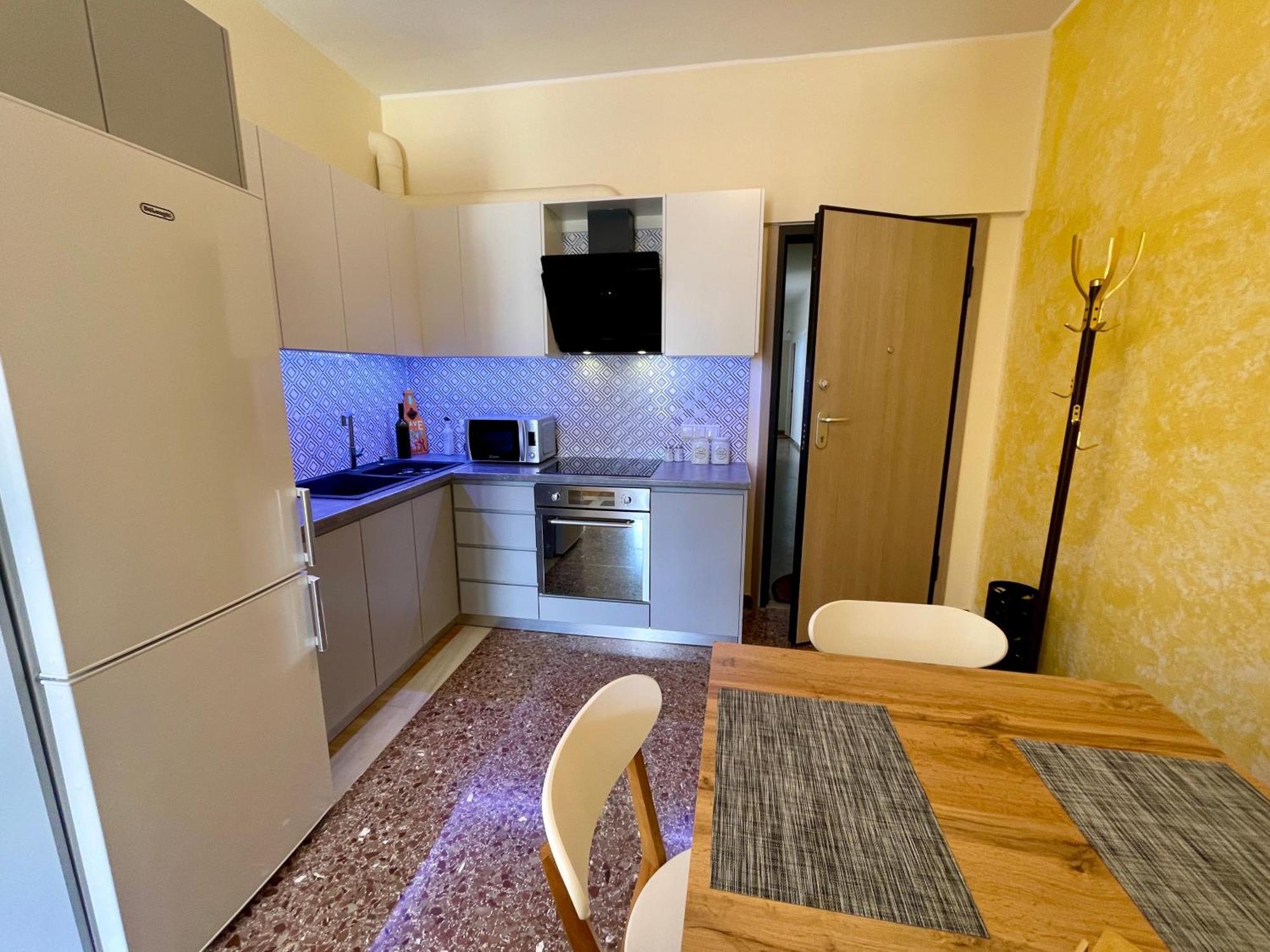 Kalamata.House - Sunny And Modern Apartment With View! Exterior photo