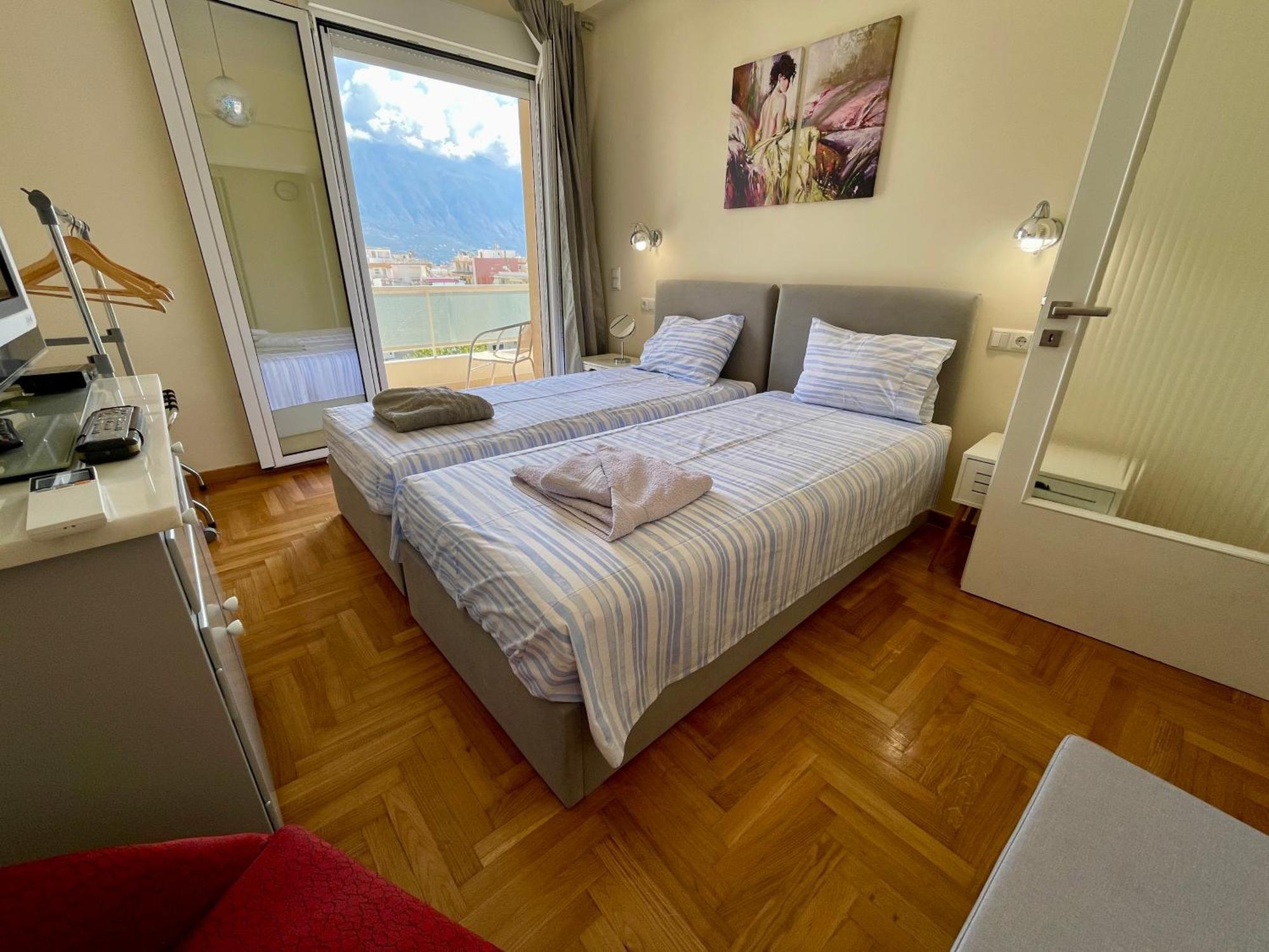 Kalamata.House - Sunny And Modern Apartment With View! Exterior photo